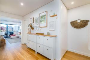 Miraflores Modern Apt with Balcony by LovelyStay