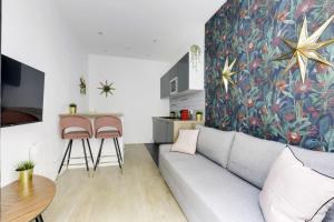 Charming duplex apartment near Montmartre