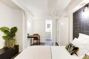 Charming duplex apartment near Montmartre