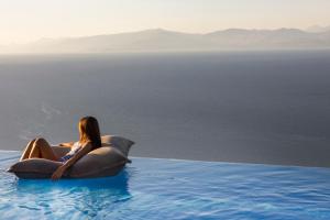 ​Le Grand Bleu Resort