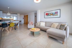 Casa Banderas garden level pool front apartment