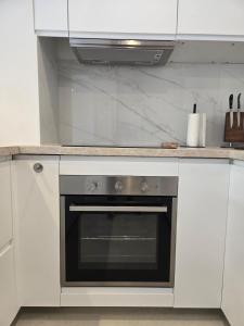 Spacious Modern Duplex Sunny View Ski & Hikes D52