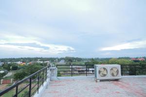 Sri Sakthi Lodge