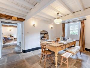 4 Bed in Middleham G0008