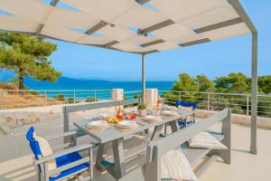 Villa Delphini by Villa Plus