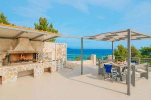 Villa Delphini by Villa Plus