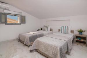 Villa Delphini by Villa Plus