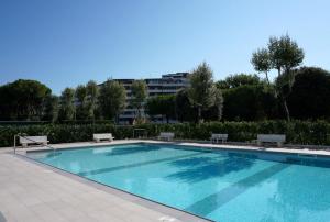 Gorgeous studio with pool and terrace