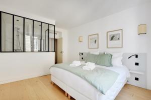 Pick A Flats Apartment in Saint Germain - Rue Corneille