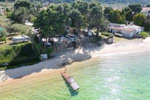 Private Seafront House in Vourvourou with amazing view of Diaporos Island - 4hvězdičkové hotely ve městě Vourvourou