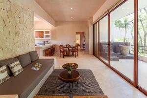 Holistika 3BR Jungle Escape with Plunge Pool