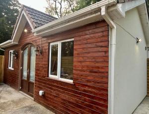 Cosy Country Cottage Near Emerald Park