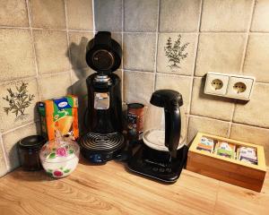 Mountain-top with garden parking on site free