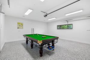 Jacaranda Amber The Vintage Golfside Luxe Villa Hunter Valley