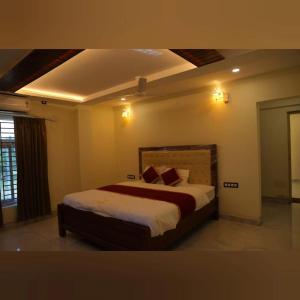 Aanandha Inn
