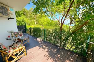 Super apartamento Vista Mar entre Ponta das Canas e Cachoeira