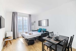 Magnificient 2 bedroom Flat sea view - Residence - Antibes Centre