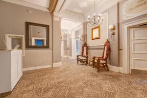 Liverpool Aigburth Hotel By Belvilla
