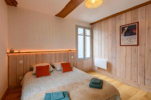 Le Chalet du sanctuaire vue sur le Gave de Pau