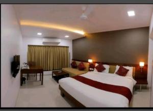 Hotel Raviraj, Chhatrapati Sambhaji Nagar