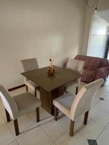 casa tres quartos condominio aeroporto lazer praias mercados a poucos minutos