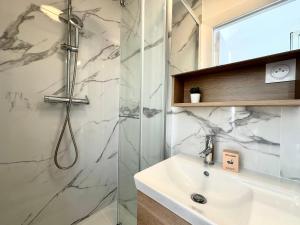 New 147 Suite Tonton - Cosy Apartment Paris Center