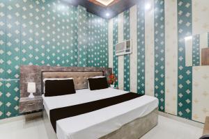 Super Hotel O Saryu Ghat Formerly Balaji Palace