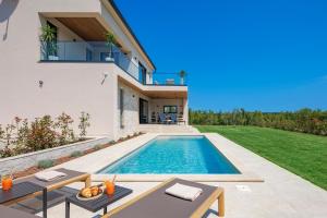 Casa Mayren Romantic Wellness Villa for Two