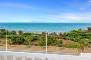 Sunrise Beachfront Getaway