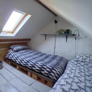 The Barn Square Island