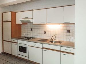 Apartment Kristall-2 by Interhome