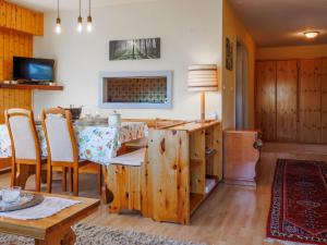 Apartment Aiglon G0 by Interhome