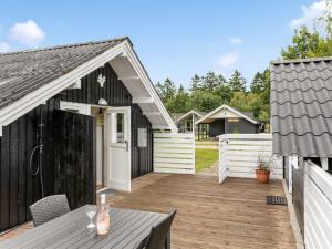 Holiday Home Madita - 30km from the sea by Interhome