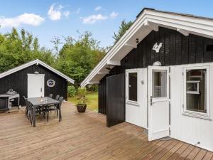 Holiday Home Madita - 30km from the sea by Interhome