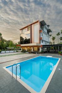 Victoria Suites Airport Hotel - 3hvězdičkové hotely ve městě Nedumbassery