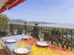 Apartment Le Sirius by Interhome