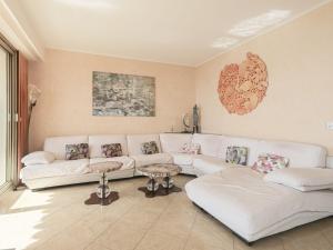 Apartment Le Sirius by Interhome