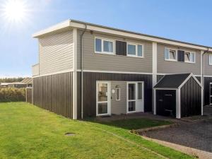 Apartment Syriel - 700m from the sea by Interhome