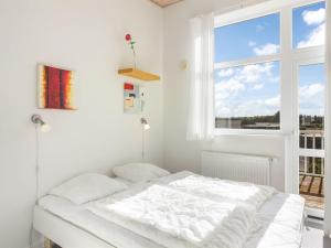 Apartment Syriel - 700m from the sea by Interhome