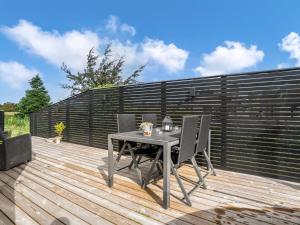 Holiday Home Milutin - 650m from the sea by Interhome