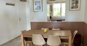 T3 - Les Parcs du Soleil - Bormes Les Mimosas - piscines - 15 min plage - classement 3 étoiles