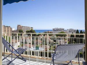 Apartment Azur Paradis by Interhome