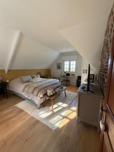 La petite maison dans la vallée d Auge