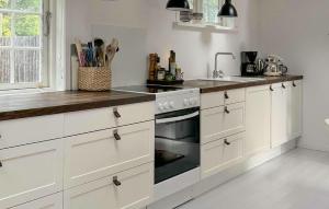 Stunning Home In Græsted With Wifi