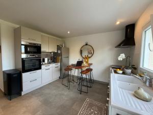 La petite maison dans la vallée d Auge