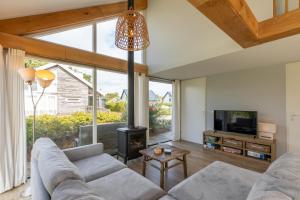 Welcome in - Zonnedorp Kavel 10 Renesse | Villa nabij het Strand & met Ruime Tuin