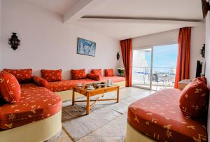 Intouriste Hôtel & Suites