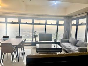 Luxurious Haven in the Sky