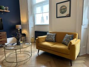 6 Wye Valley Chambers, Ross on Wye Parking Space & Dog Friendly