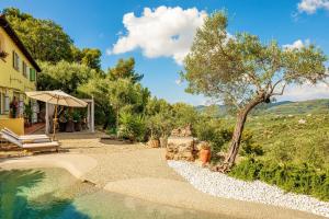 Casale tra gli Ulivi